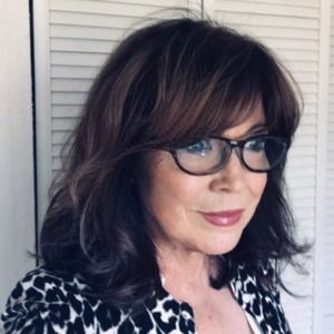 Meet your Posher, Deborah